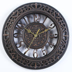 Ancienne horloge ronde de style steampunk