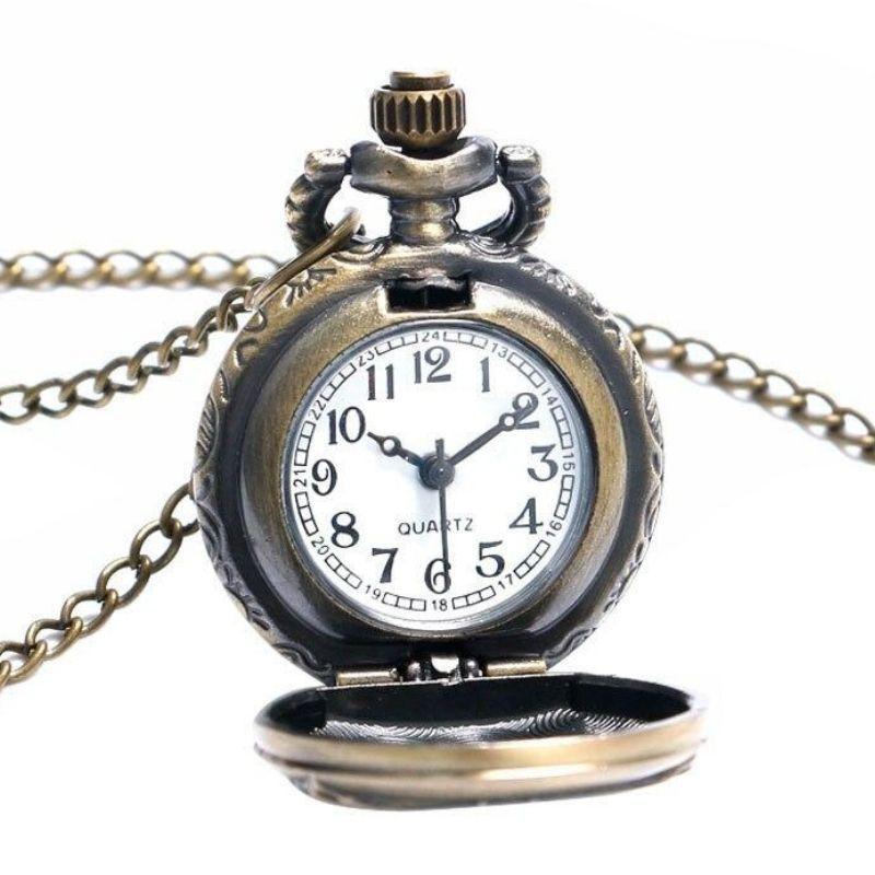 Ancienne petite montre à gousset pour femme