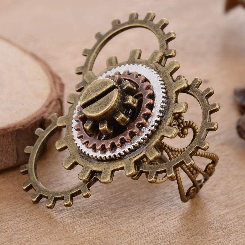 Bague steampunk ornée d’un rouage