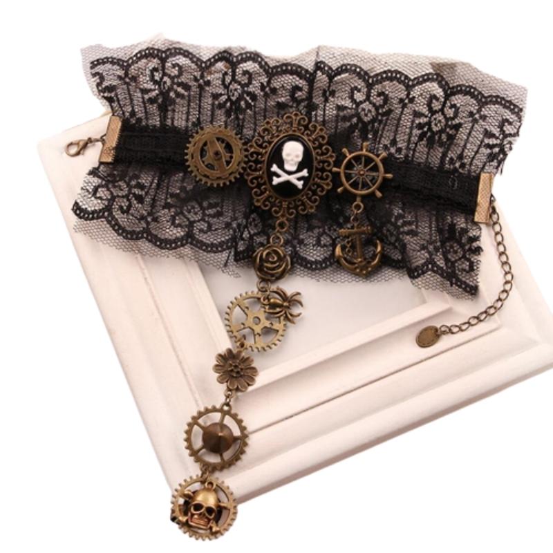 Bijou de poignet steampunk en dentelle