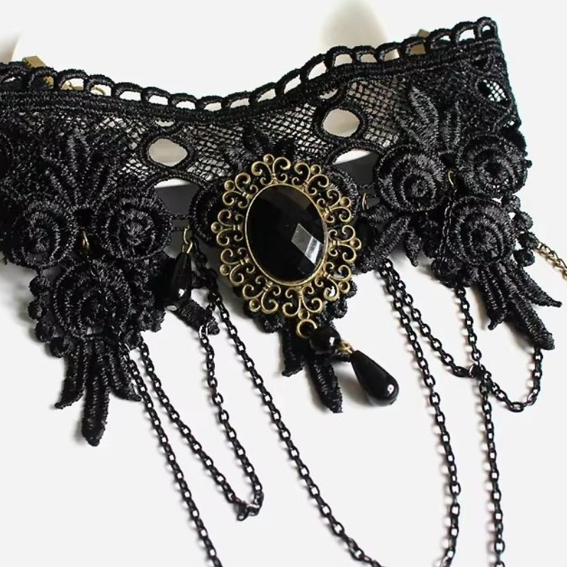 Bijou gothique victorien pour le cou