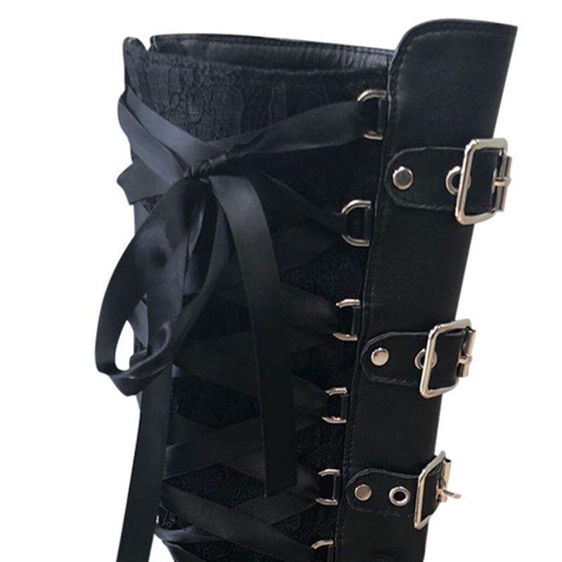Bottes d'inspiration steampunk gothique