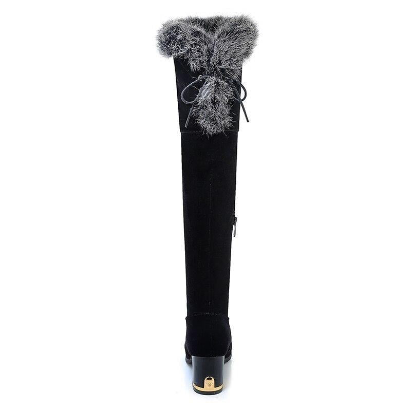 Bottes de style steampunk avec fourrure