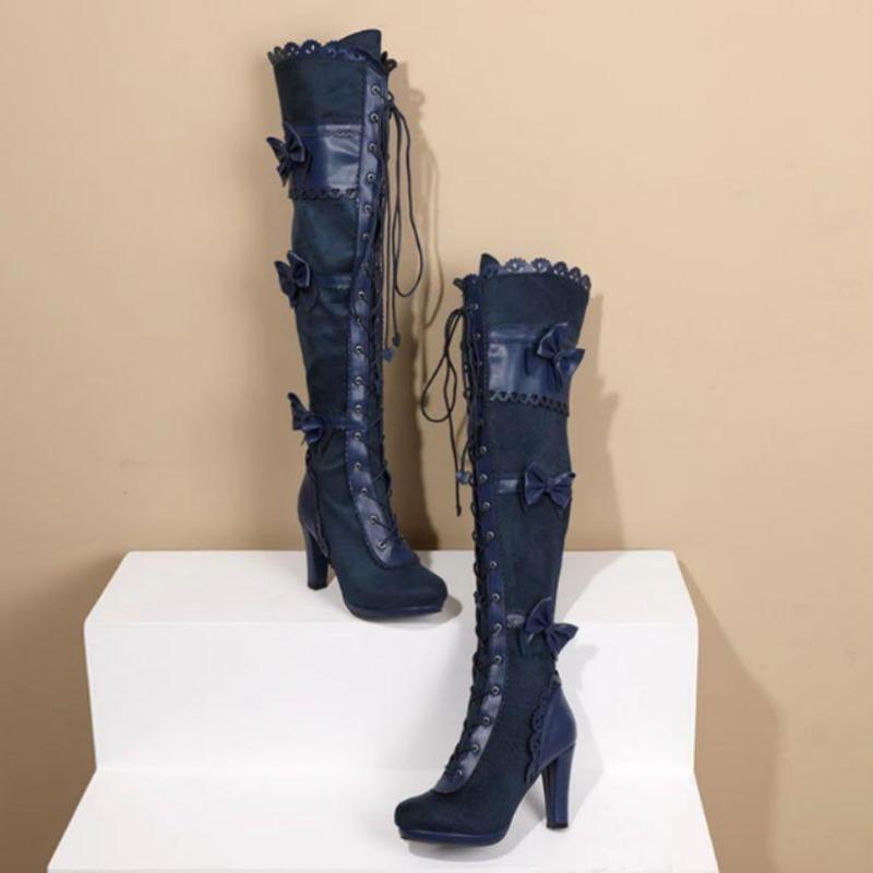 Bottes en dentelle de style steampunk