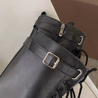 Bottes féminines steampunk conçues en PU
