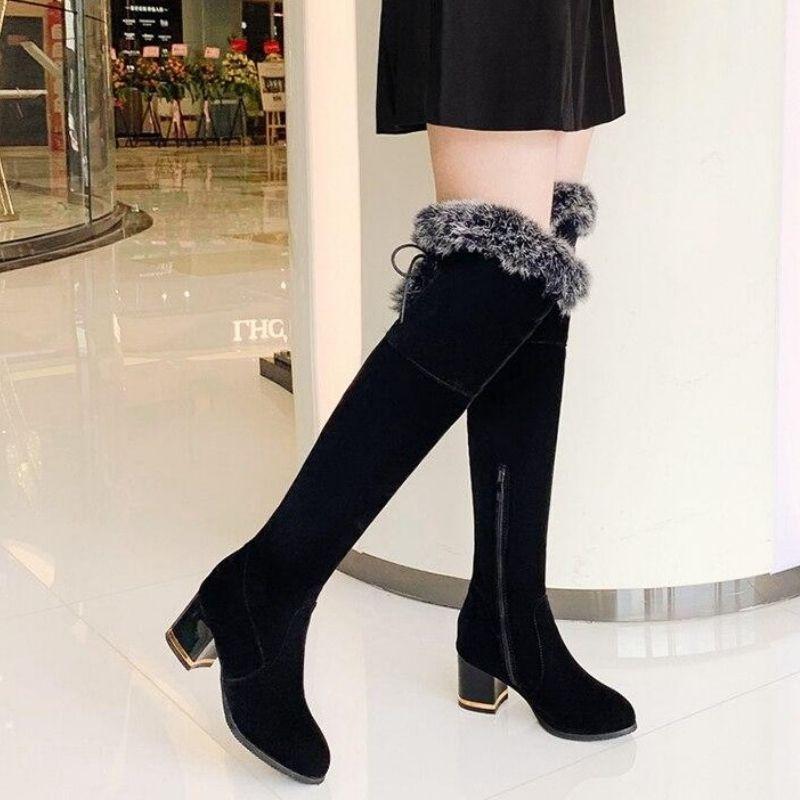 Bottes fourrées de style steampunk