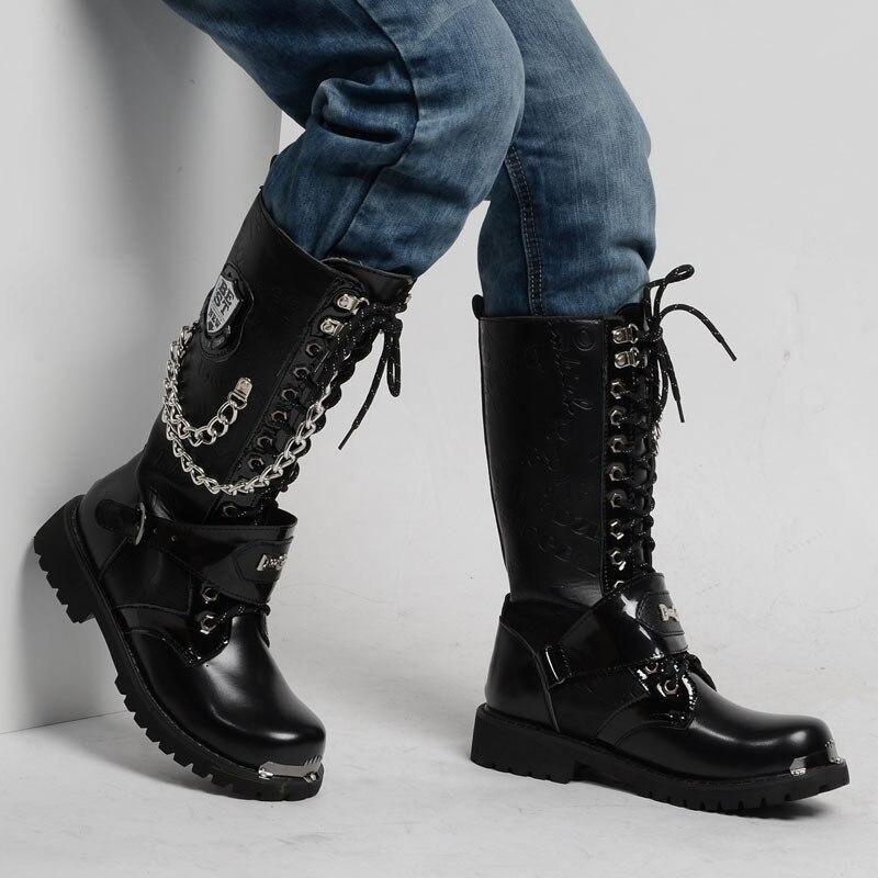 Bottes montantes de style steampunk