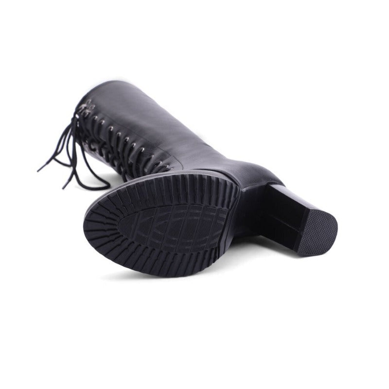 Bottes noires esprit rétro