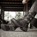 Bottes style steampunk destinées à la moto
