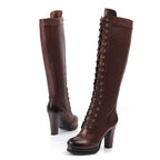 Bottes victoriennes composées de cuir et simili