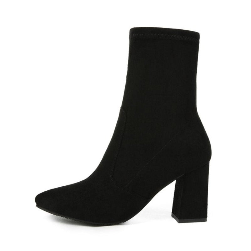 Bottines à talon en daim