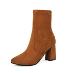 Bottines à talon matière daim