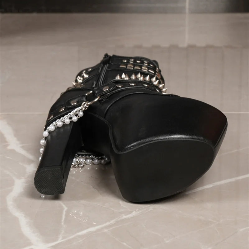 Bottines de style gothique et steampunk