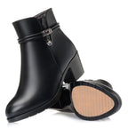 Bottines en polyuréthane noir, talon 5 cm