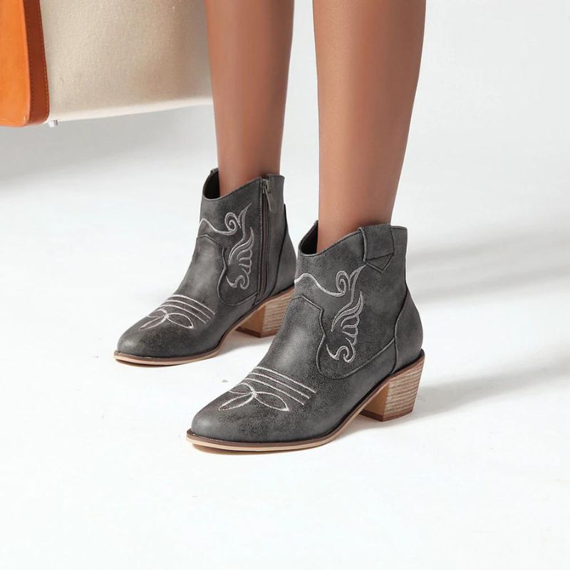 Bottines femme à l'allure western