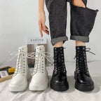 Bottines lacées sur semelle plateforme