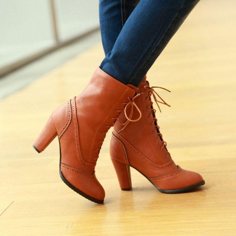 Bottines marron de style steampunk