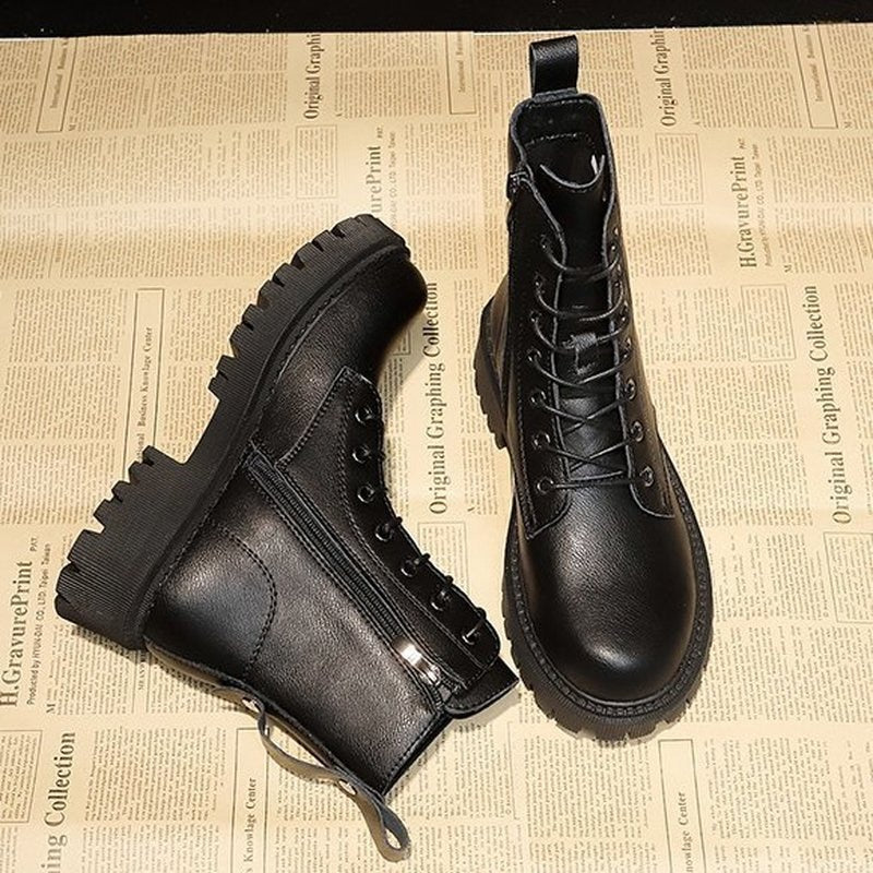 Bottines militaires féminines