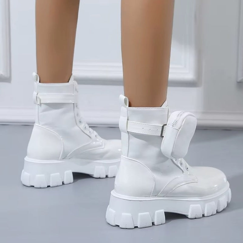 Bottines punk destinées aux femmes