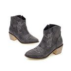 Bottines western destinées aux femmes