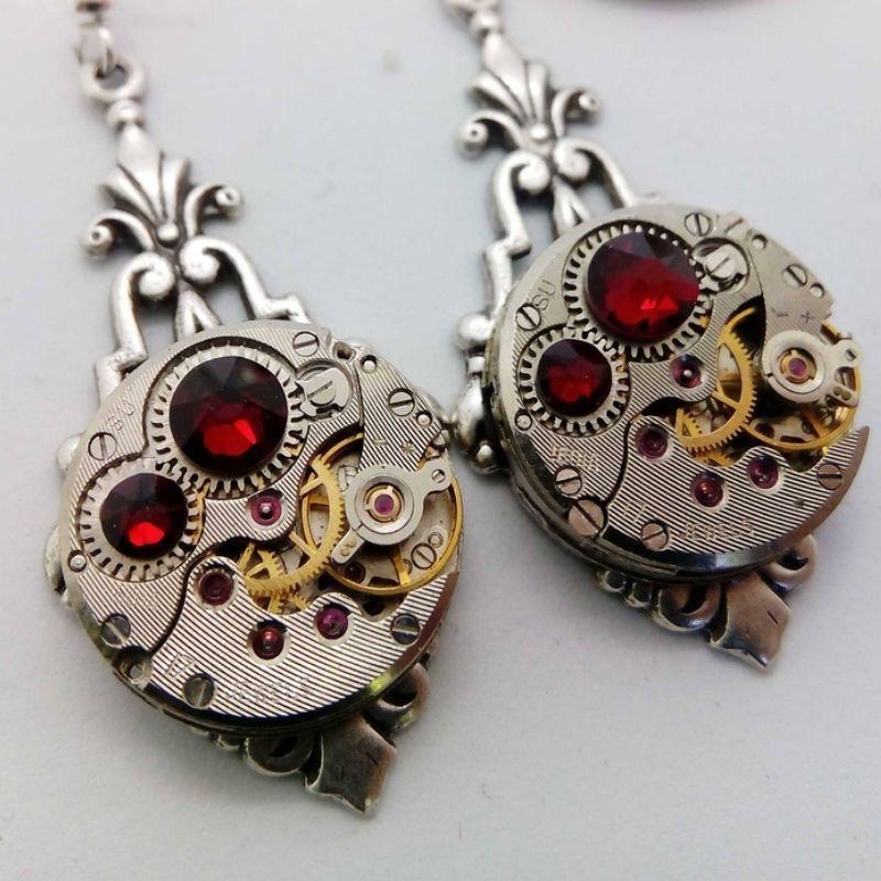 Boucles d’oreilles femme de style steampunk