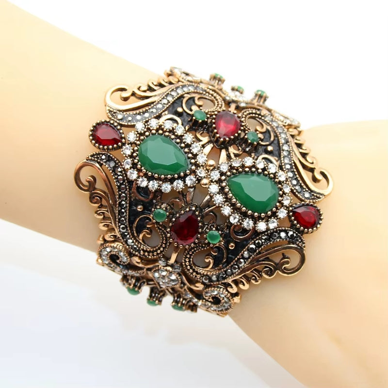 Bracelet victorien décoré d’une perle