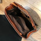 Cartable d'allure steampunk conçu en PU