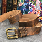 Ceinture marron en cuir à l’aspect vieilli