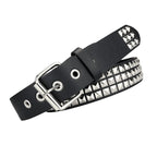 Ceinture punk avec ornements cloutés