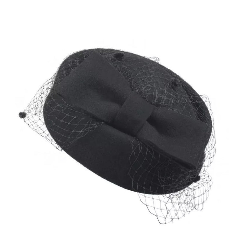 Chapeau steampunk agrémenté d’une voilette