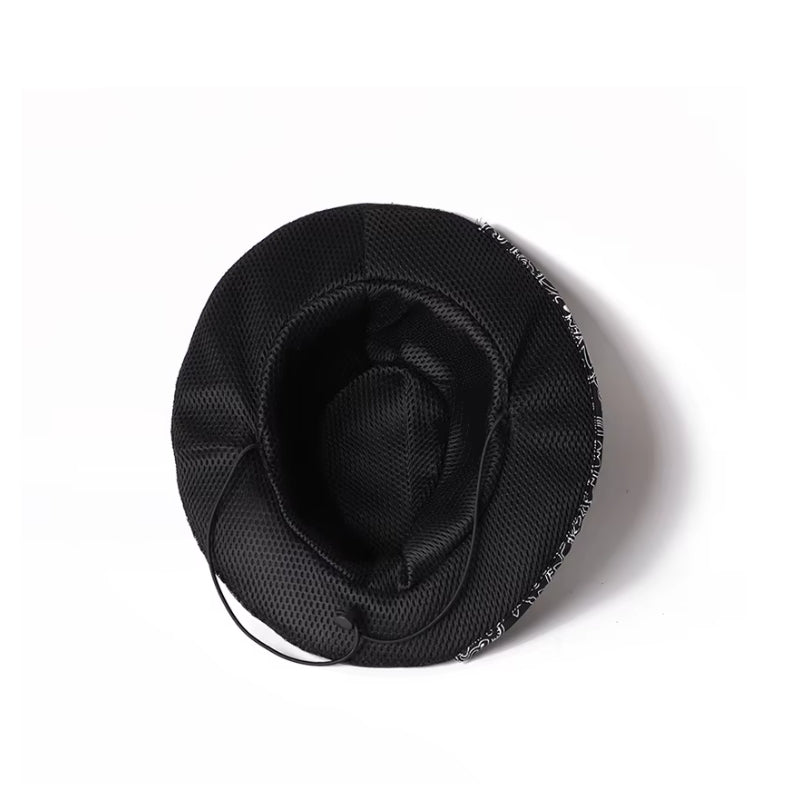 Chapeau style cowboy et univers steampunk