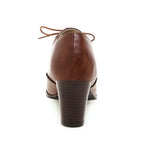 Chaussures féminines d'inspiration victorienne