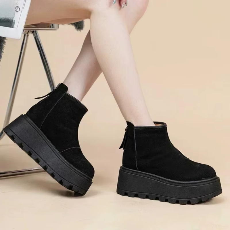 Chelsea en daim au format bottines