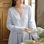 Chemise de nuit victorienne et romantique