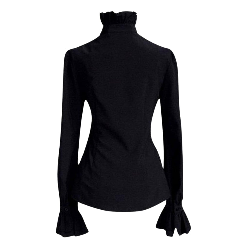 Chemise féminine victorienne ornée d’un volant
