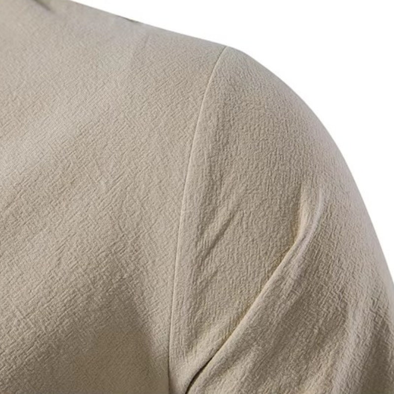 Chemise homme dotée d’un col à lacet