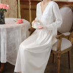 Chemise nocturne victorienne au style romantique