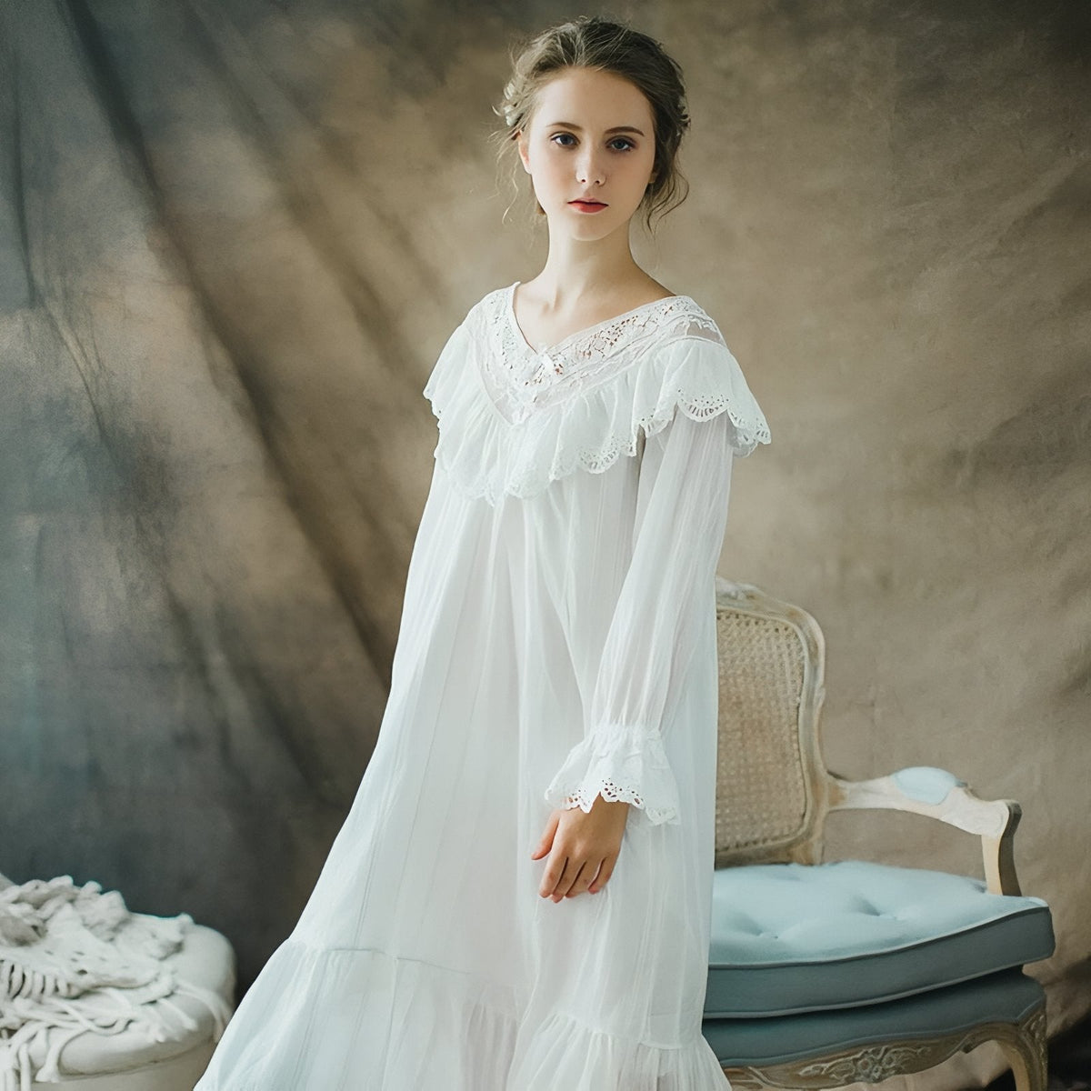 Chemise nocturne victorienne destinée aux femmes