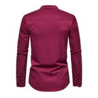 Chemise ornée de broderies à col Mao