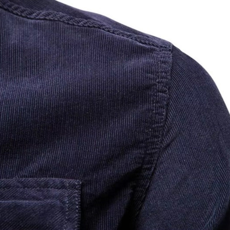 Chemise velours côtelé destinée aux hommes