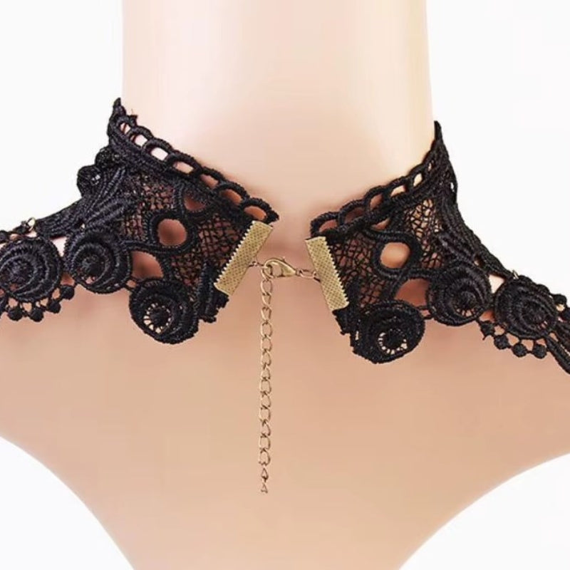 Collier au style victorien gothique