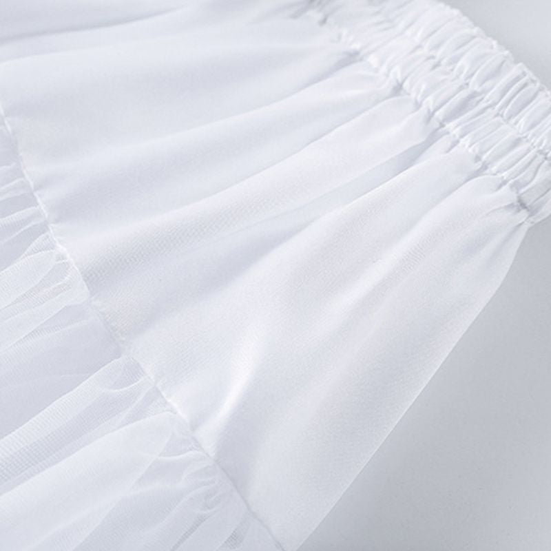 Court jupon de couleur blanche