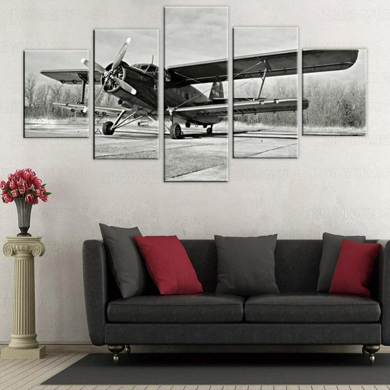 Décoration murale avion en noir et blanc