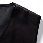 Gilet de costume noir au style rétro