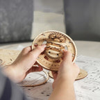 Globe du monde en bois sous forme de maquette