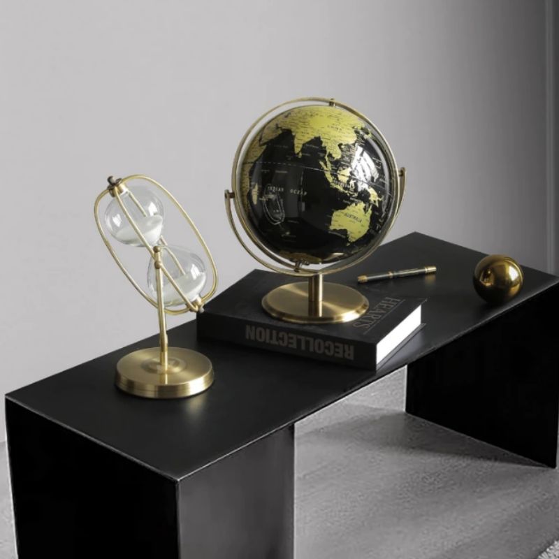 Globe mondial d'inspiration steampunk