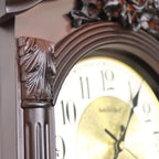 Horloge avec balancier au design steampunk vintage