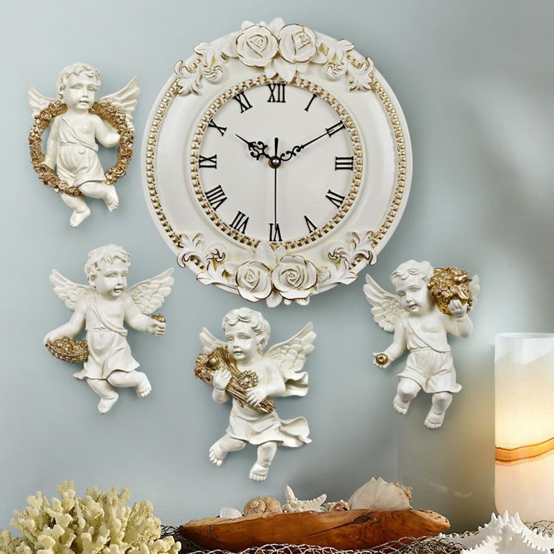 Horloge blanche de style vintage