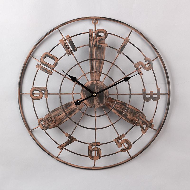 Horloge d’aviateur d’inspiration steampunk