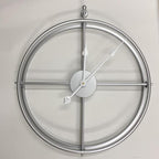 Horloge murale de style steampunk épuré